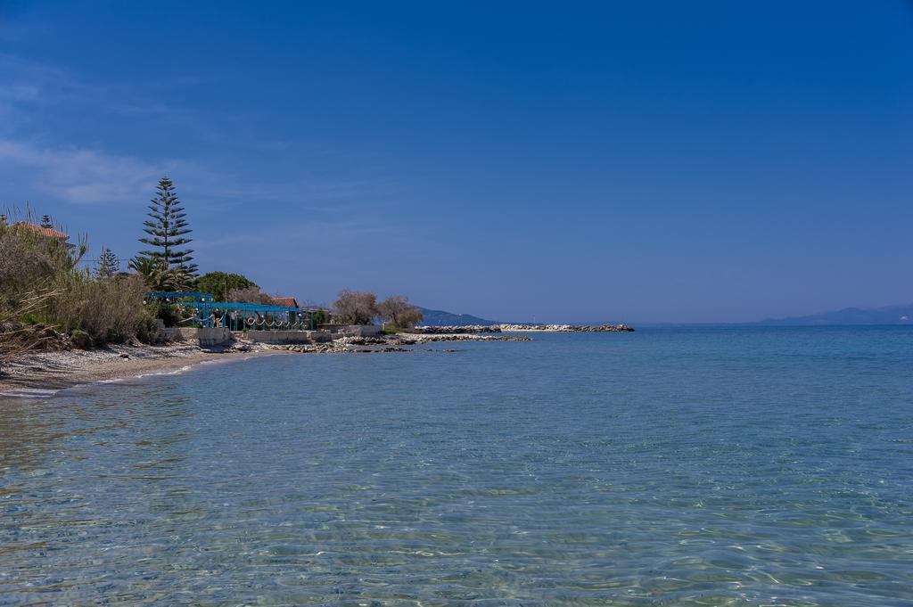 Villa Yakinthi Amoudi Exterior foto